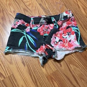 Roxy Floral shorts
